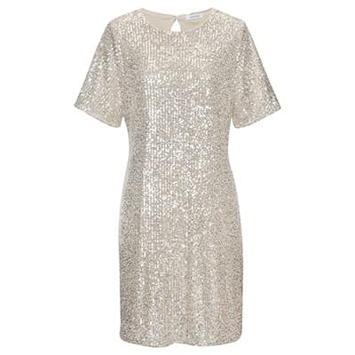 Knielanges, glitzerndes Kleid mit kurzen Ärmeln und Rundhalsausschnitt, Vorderansicht.