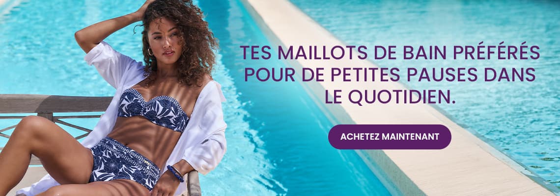 Tes maillots de bain préférés pour de petites pauses – Personne en bikini bleu à motifs, allongée près d’une piscine