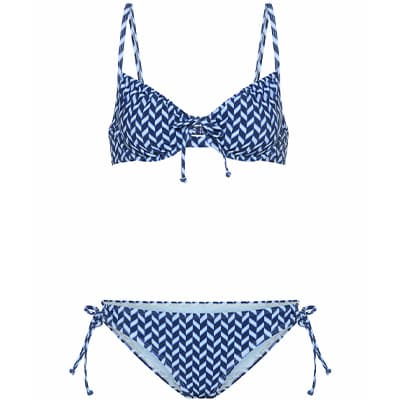 Bikini mit blau-weißem Pfeilmuster, Oberteil mit Trägern und Schleife, Hose mit seitlichen Bindebändern